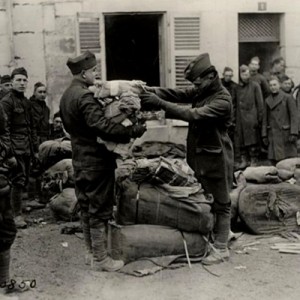 VINTAGE MILITARY CLOTHING AND ACCESSORIES
