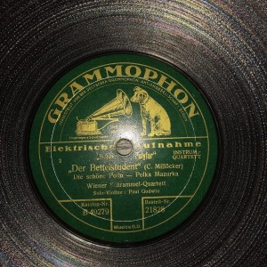 Δισκος 78 στροφων SHELLAC 78rpm DER BETTELSTUDENT IM KAHLENBERGERDORFEL POLKA MAZURKA ,P.FRANCAISE 25cms