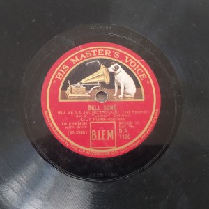 78rpm record HMV BELL SONG OU VA LA JEUNE INDOUE / LA BAS DANS LA FORET Lily Pons