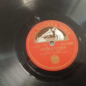 78rpm record HMV GARDEN OF HAPPINESS Richard Crooks ARISE O SUN 25cms