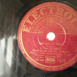 Δισκος 78 στροφων SHELLAC 78rpm BEI MIR ZU HAUS Hans Carste SAG MIR LEISE,WER BIST DU Ursula Maury 25cms
