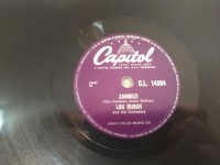78rpm record CAPITOL Rainbow's End, Lou Busch / Zambezi 25cms