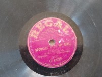 78rpm record COLUMBIA record SPOONING WITH MY GIRL Billy Williams PUT A BIT POWDER ON IT, FATHER 25cms